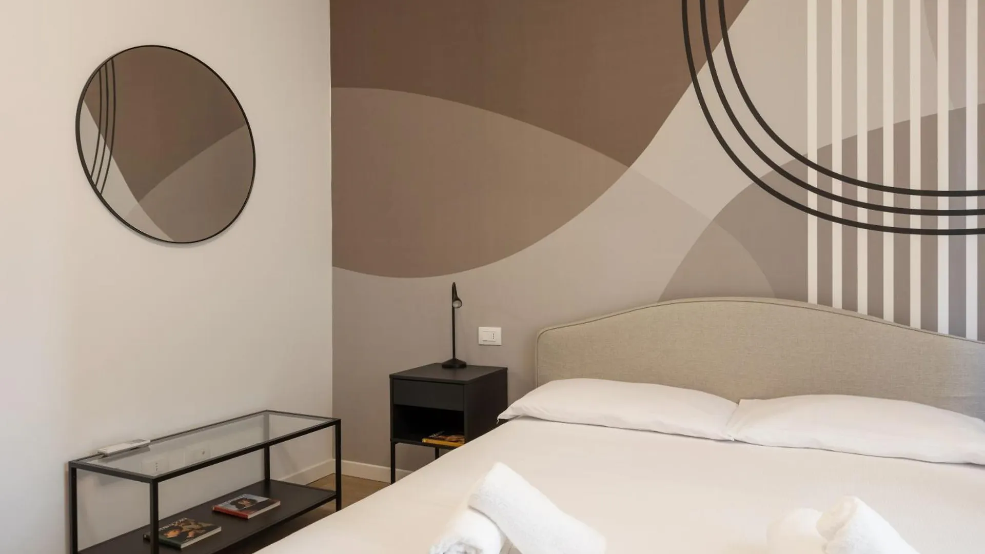 Daire Cozy And Modern Two Bedrooms Parco Sempione - Mirable Pm Milano