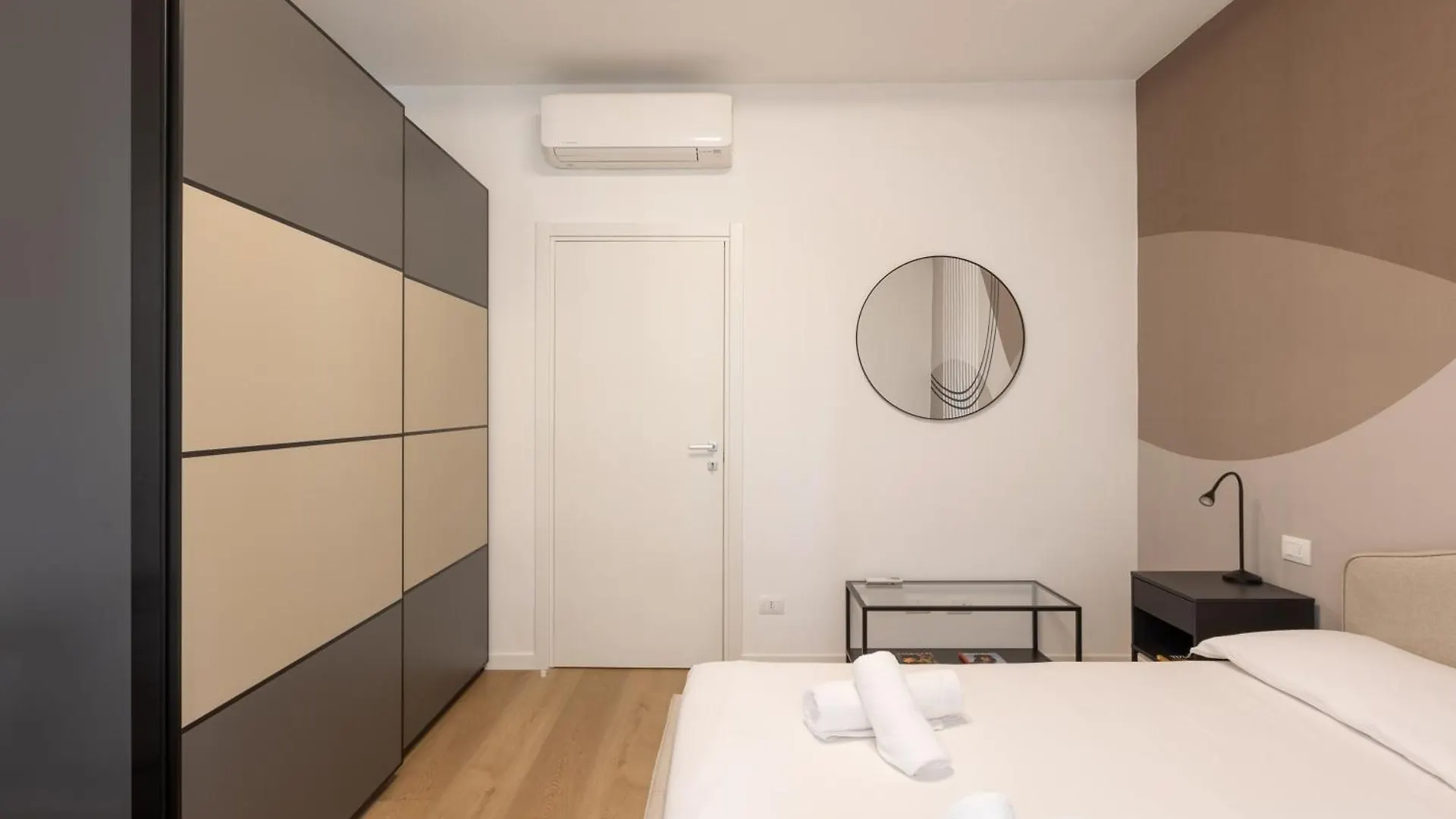 Cozy And Modern Two Bedrooms Parco Sempione - Mirable Pm Milano