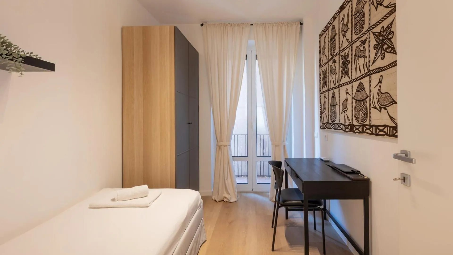 Cozy And Modern Two Bedrooms Parco Sempione - Mirable Pm ミラノ